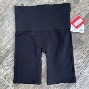 NWT Spanx lamn bike shorts